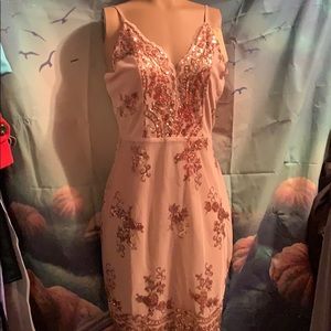 NWT Gold sequins over nude size L. Adjustable